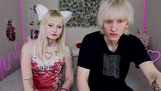 Snapshot of NeetMolly chatting on June 17, 2:29 pm NeetMolly online show from June 17, 2:29 pm