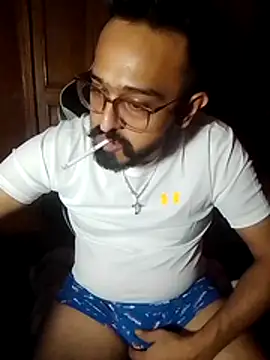 Snapshot of freakkydessi chatting on July 6, 5:26 pm freakkydessi online show from July 6, 5:26 pm