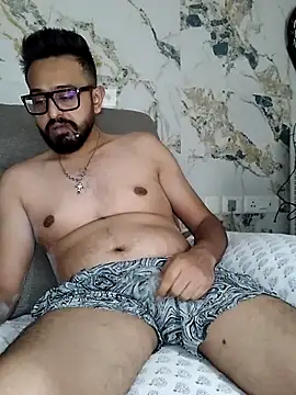 Snapshot of freakkydessi chatting on July 31, 7:30 am freakkydessi online show from July 31, 7:30 am