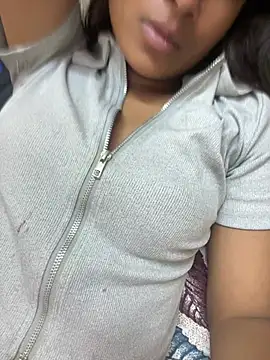 Rani-hot1 online show from July 6, 9:17 pm