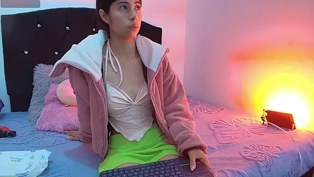 Dahlia  Vixen online show from August 5, 11:24 am