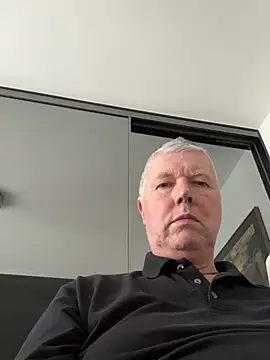 Snapshot of cumboy chatting on January 28, 2:53 pm cumboy online show from January 28, 2:53 pm