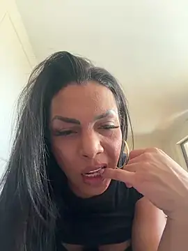 latinasexydoll online show from June 17, 11:01 am