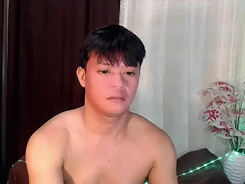 Snapshot of kingdomcum96 chatting on August 2, 9:35 pm kingdomcum96 online show from August 2, 9:35 pm