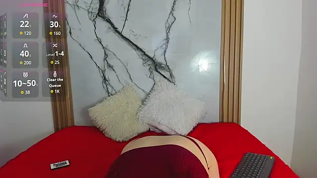 Snapshot of alessya_hh chatting on June 22, 7:11 pm alessya hh online show from June 22, 7:11 pm
