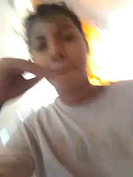 sophiagomezx online show from July 13, 1:47 pm
