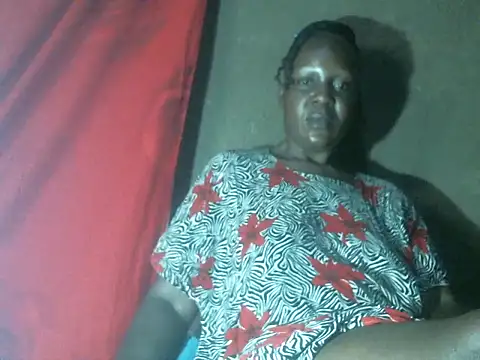 Snapshot of freaky-pussy2 chatting on June 18, 3:40 am freaky-pussy2 online show from June 18, 3:40 am