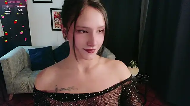 Snapshot of Natasha-secret chatting on June 27, 5:18 pm Natasha-secret online show from June 27, 5:18 pm