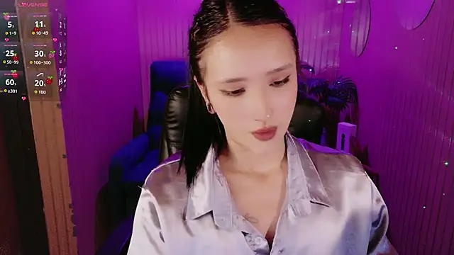 Snapshot of Natasha-secret chatting on July 4, 9:32 pm Natasha-secret online show from July 4, 9:32 pm