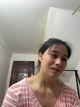 Snapshot of suyabb chatting on June 21, 12:24 am suyabb online show from June 21, 12:24 am