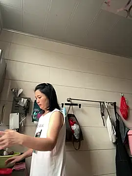 Snapshot of suyabb chatting on July 20, 10:45 pm suyabb online show from July 20, 10:45 pm