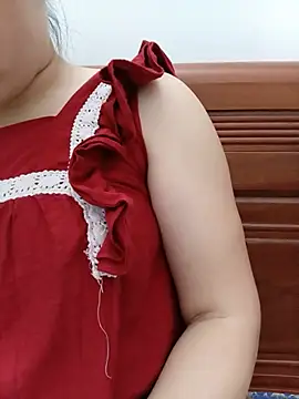 Bigtitss99 online show from July 12, 2:52 pm