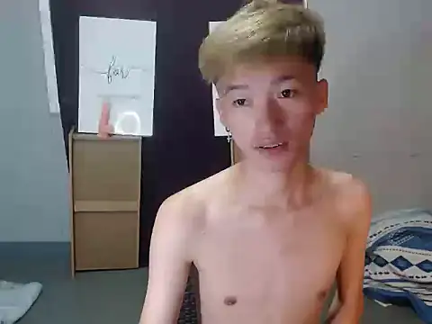 Fem phiLboy69 online show from August 3, 3:05 am
