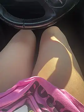 lolitamora94 online show from June 18, 7:41 am
