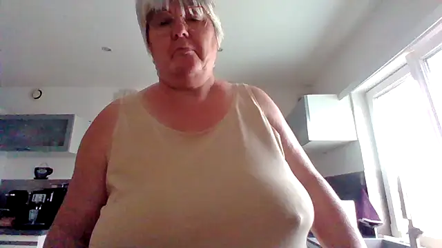 coquinesensuel online show from July 5, 7:26 am