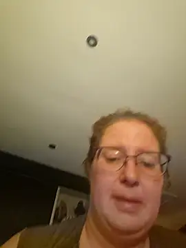 Maintenance Man online show from June 26, 7:18 pm