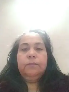 Snapshot of BigAssQueenLatina chatting on July 2, 6:03 pm BigAssQueenLatina online show from July 2, 6:03 pm