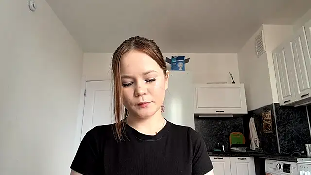 LauranAngelbeck online show from June 23, 5:16 am