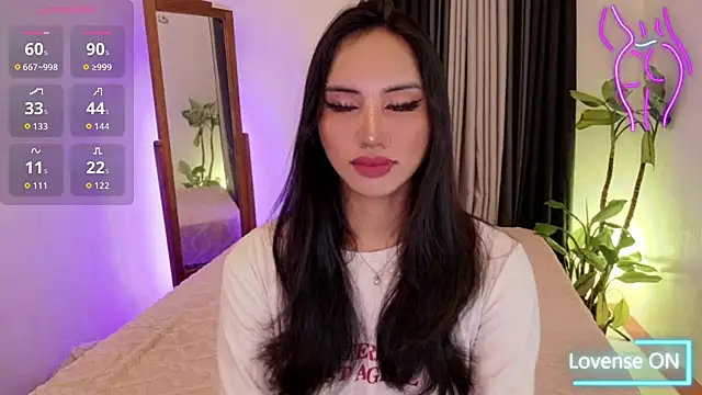 Snapshot of Bell_PepperHot chatting on July 12, 12:56 am Bell PepperHot online show from July 12, 12:56 am