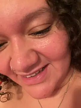 HeidiSanabria online show from July 11, 2:58 am