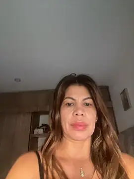 Valen Milf4u online show from June 27, 11:37 am
