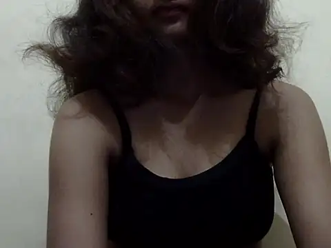 Snapshot of sayana_shrma chatting on June 22, 3:08 am sayana shrma online show from June 22, 3:08 am