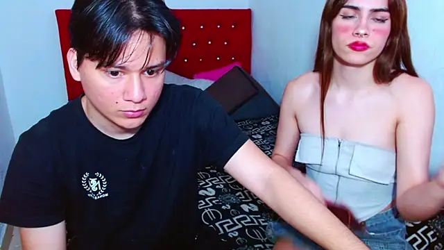Duo Tgirl Straight online show from August 2, 2:43 am