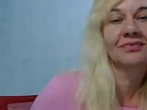 Ravelynni online show from June 27, 8:25 pm