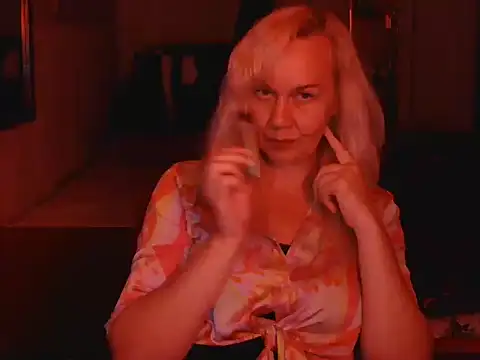 Ravelynni online show from July 29, 4:27 pm