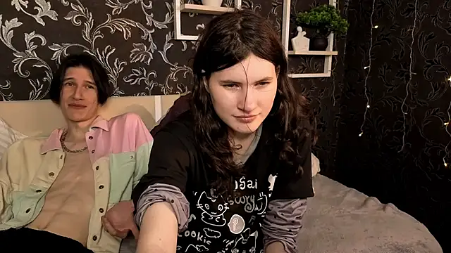 NoriMoore online show from June 30, 3:35 pm