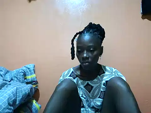 Snapshot of petite_clara2 chatting on July 2, 1:06 pm petite clara2 online show from July 2, 1:06 pm