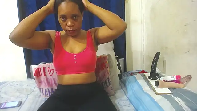 Snapshot of candyass3 chatting on July 30, 6:29 pm candyass3 online show from July 30, 6:29 pm