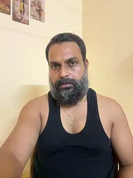 Snapshot of beast_bearded_dady chatting on June 23, 3:59 am beast bearded dady online show from June 23, 3:59 am