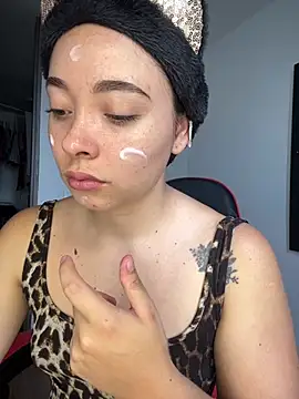 Snapshot of mia_bornner chatting on July 23, 2:37 pm mia bornner online show from July 23, 2:37 pm