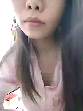 Snapshot of -Evador- chatting on July 5, 7:04 am -Evador- online show from July 5, 7:04 am
