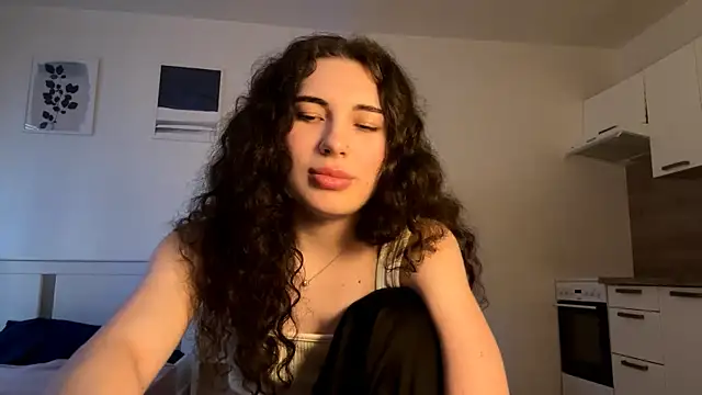 Snapshot of runawyin chatting on August 5, 5:16 pm runawyin online show from August 5, 5:16 pm