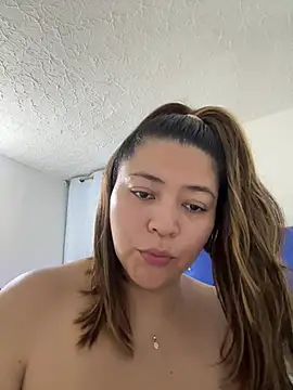 Snapshot of Majo5 chatting on July 16, 3:12 am Majo5 online show from July 16, 3:12 am