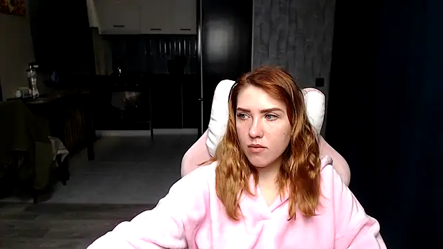 Reginasmilee online show from October 28, 12:47 am