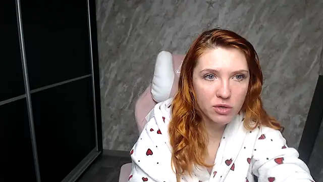 Reginasmilee online show from February 23, 4:21 am