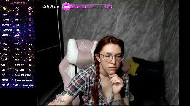 Reginasmilee online show from May 18, 11:43 pm