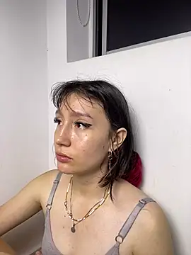 im lizzy17 online show from July 4, 6:08 am