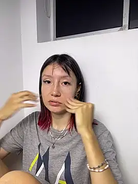im lizzy17 online show from July 15, 7:57 am