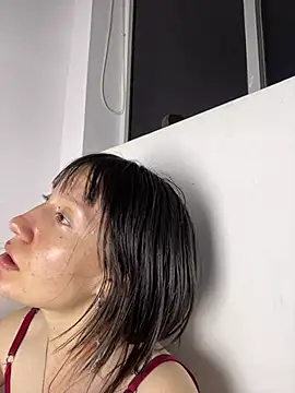 im lizzy17 online show from August 6, 5:42 am