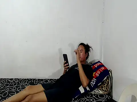 Snapshot of LotsofCumxxx69 chatting on August 3, 2:21 am LotsofCumxxx69 online show from August 3, 2:21 am