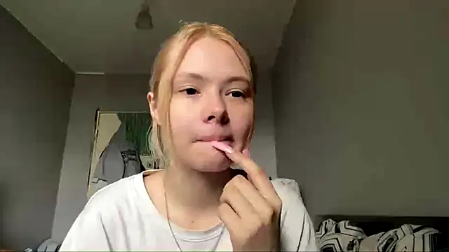 Snapshot of Jeneienal_1 chatting on June 29, 2:06 pm Jeneienal 1 online show from June 29, 2:06 pm