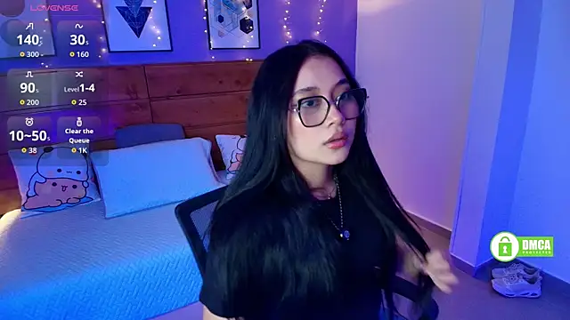 juanita martel online show from June 25, 8:24 pm