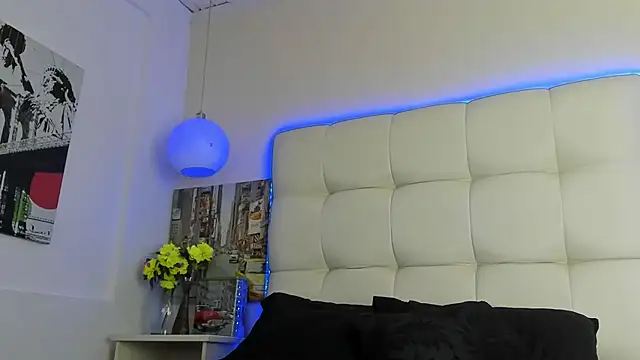 Jamexxx1  online show from August 1, 11:03 pm