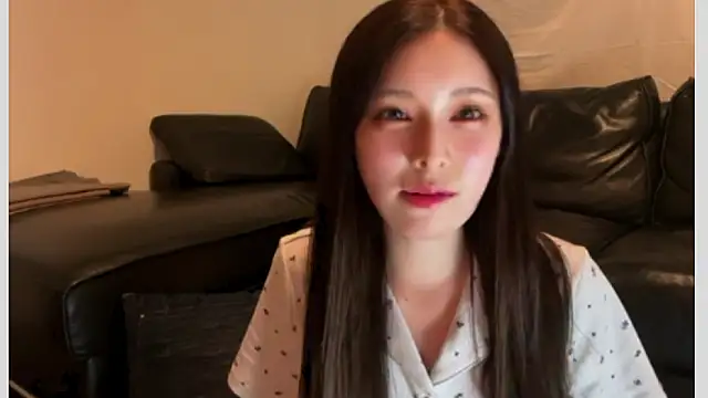 Snapshot of Sakura-tk chatting on July 13, 10:51 am Sakura-tk online show from July 13, 10:51 am