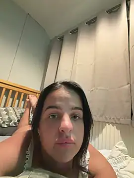 Snapshot of rubylouisess_ chatting on June 30, 11:17 pm rubylouisess online show from June 30, 11:17 pm