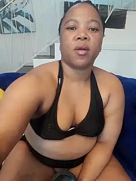 Snapshot of massiveBootymamasita chatting on July 4, 9:04 am massiveBootymamasita online show from July 4, 9:04 am
